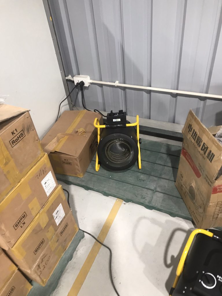 máy sưởi 3kw chống nồm ẩm kho hàng